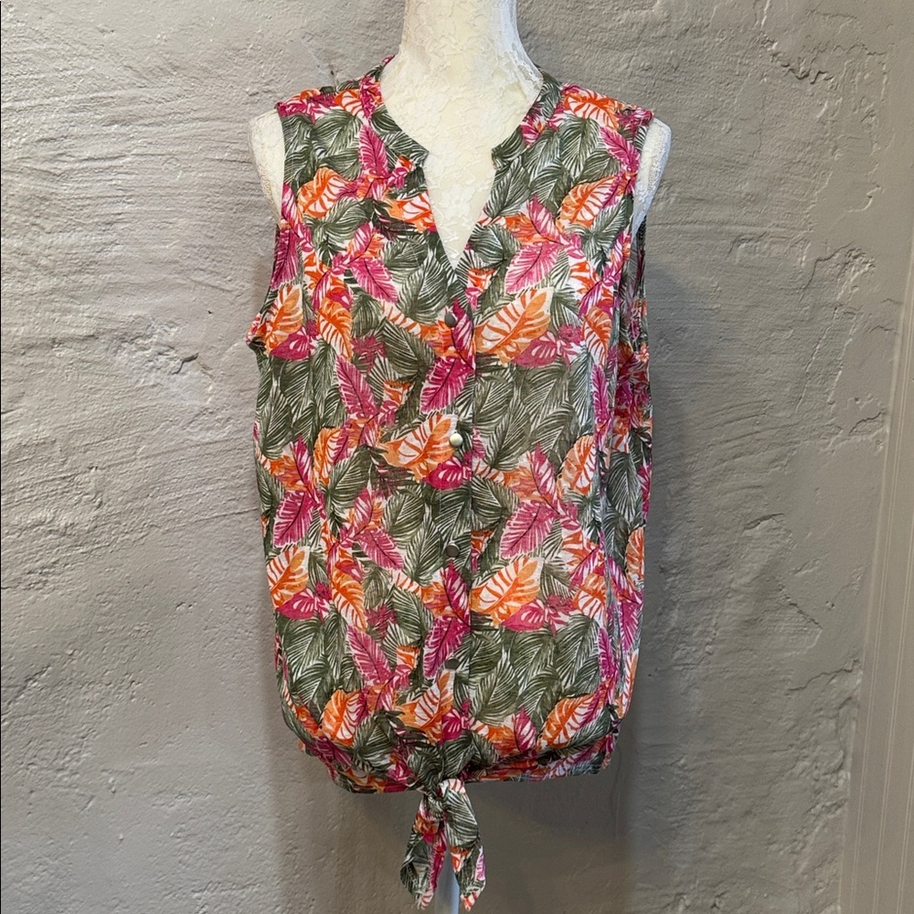 Women’s Size 1X Tropical Floral Sleeveless Tank Top Button Up Tie Front NWT